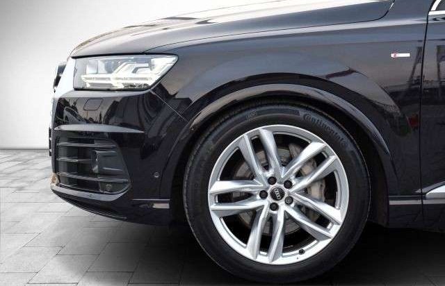 Audi Q7 3.0 TDI quattro S-LINE MATRIX PANO AHK VIRTUA