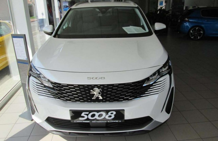 Peugeot 5008 1.2 P.Tech 130 Allure Autom. (EURO6d)Navi