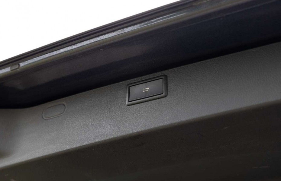 Volkswagen Multivan Generation Six DSG Navi LED