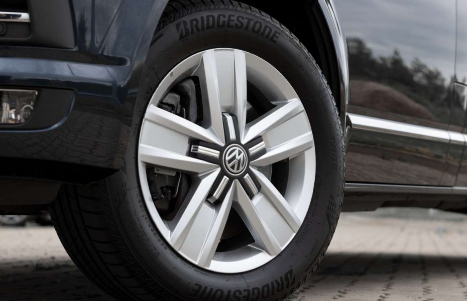 Volkswagen Multivan Generation Six DSG Navi LED