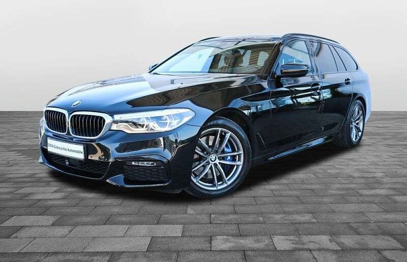 BMW Řada 5 d xDrive SAG M Sport AHK/HUD/CAM/ACC/INTEGRAL