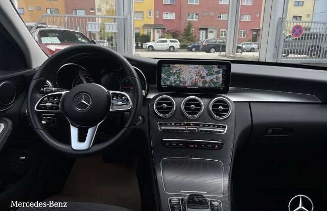 Mercedes-Benz Třídy C d T 4M Avantgarde COMAND LED Kamera EDW PTS