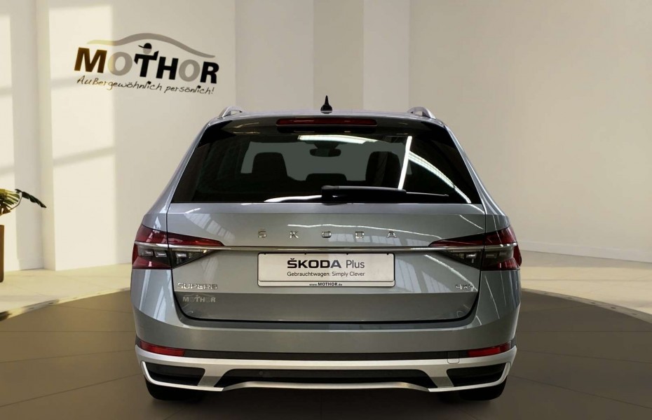 Škoda Superb Combi Scout 4x4 2.0TDI DSG Matrix LED ACC