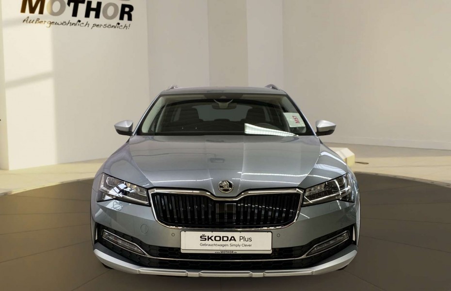 Škoda Superb Combi Scout 4x4 2.0TDI DSG Matrix LED ACC