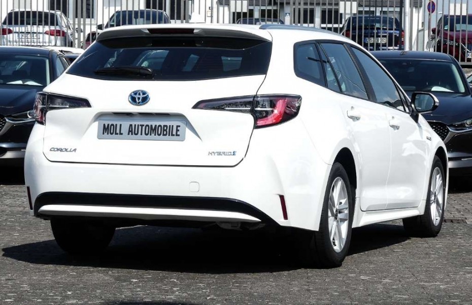 Toyota Corolla Touring Sports 1.8 Hybrid Comfort LED Navi ACC Rüc