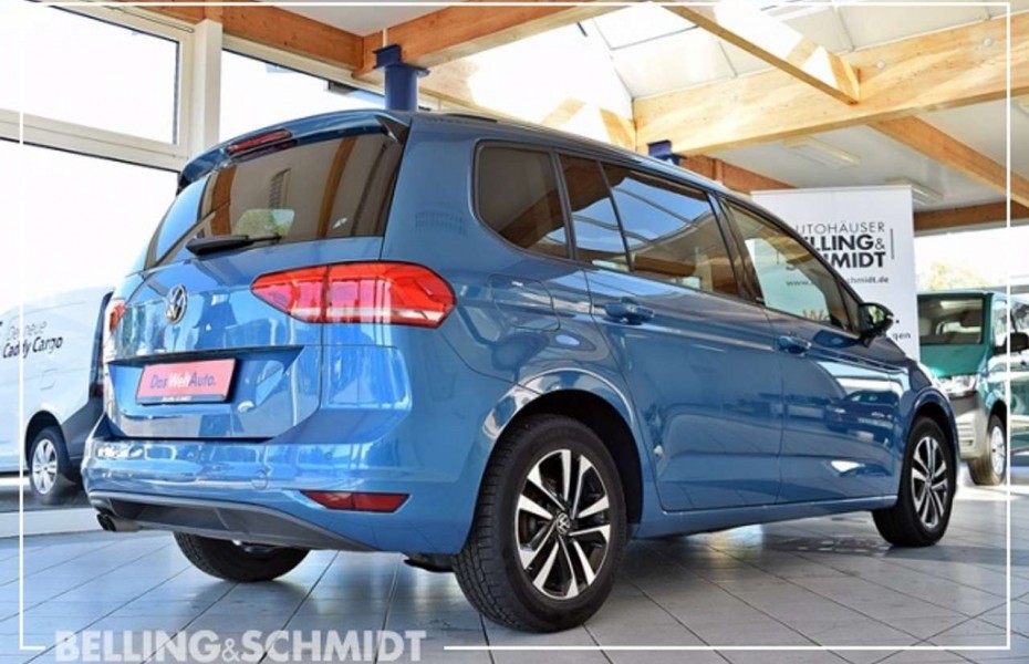 Volkswagen Touran 2.0TDI Comfortline 7-Sitzer Pano AHK Navi