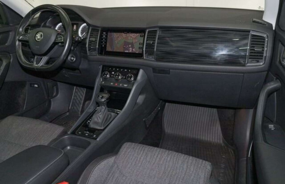 Škoda Kodiaq 2.0 TDI DSG 4x4 STYLE LED NAVI ACC LM18