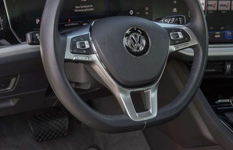 Volkswagen Touareg 3.0 TDI 4M MATRIX NAVI LUFT INNOVISION