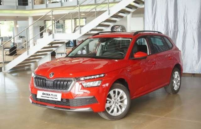 Škoda Kamiq CLEVER 1.0TSI AHK digCockp Navi SHZ PDCv+h