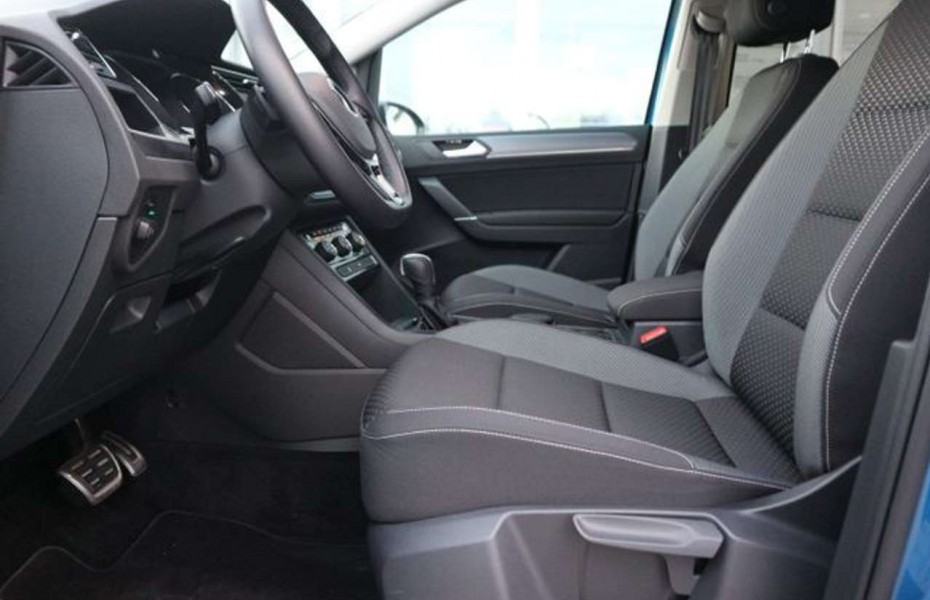 Volkswagen Touran 2.0 TDI DSG 7-SITZER COMFORTLINE NAVI+AHK
