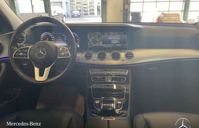 Mercedes-Benz Třídy E 400d T 4M Avantgarde WideScreen 360° Stdhzg HUD