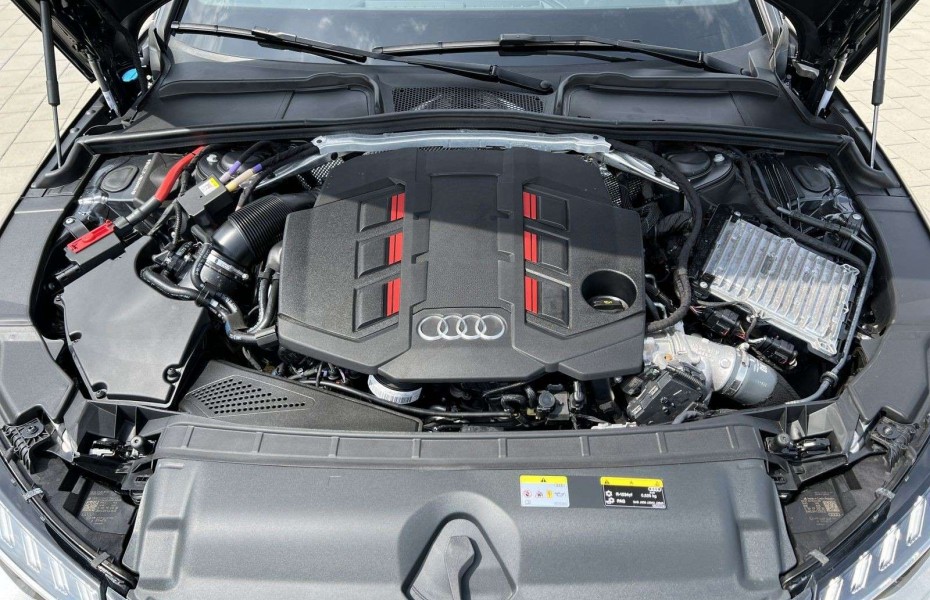 Audi S4 TDI qu. tiptr. StHzg. Navi Kam LED AHK