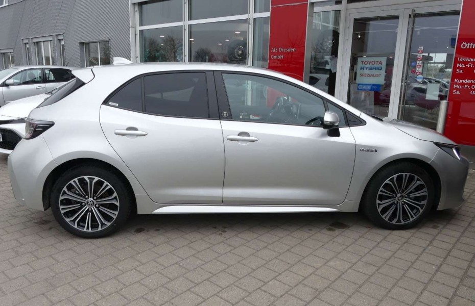 Toyota Corolla 1.8 Hybrid Automat Navi LED,Kam Temp