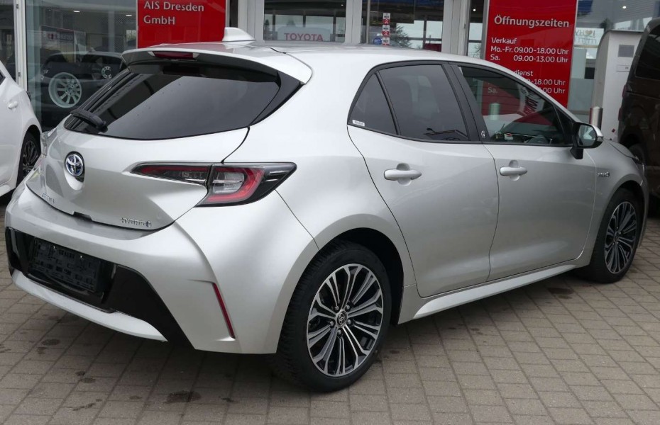 Toyota Corolla 1.8 Hybrid Automat Navi LED,Kam Temp