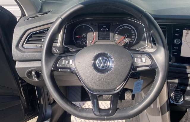 Volkswagen T-Roc 2.0 TDI Comfortline 4Motion DSG Navi Pano AdTemp