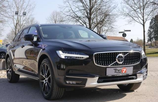 Volvo V90 T5 Pro AWD Automatik Bluetooth