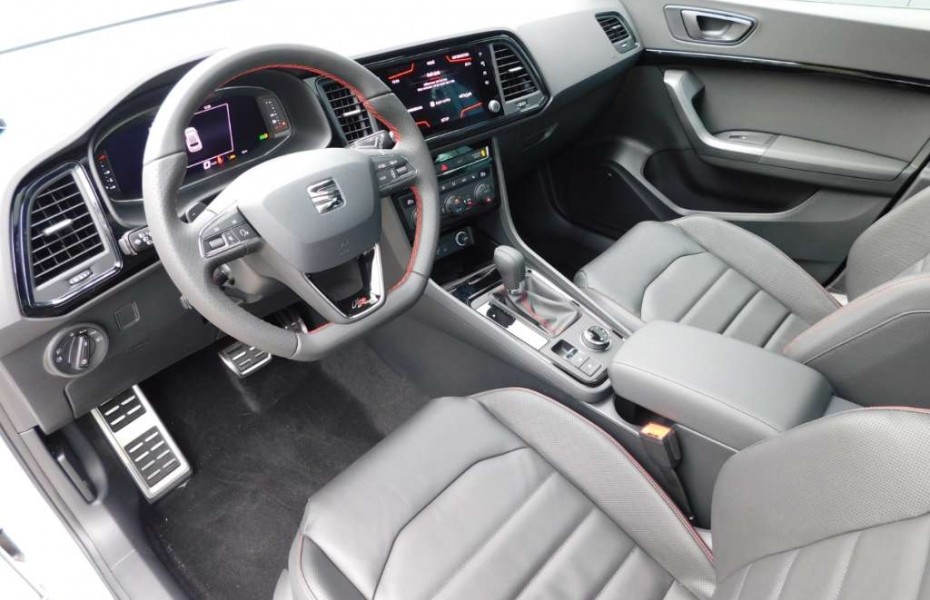 SEAT Ateca FR 4Drive 2.0 TSI Leder+LED+Navi+e-Sitze+Rückfahrk