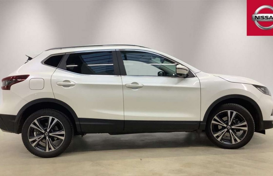 Nissan Qashqai 1.3 DIG-T ZAMA/PANORAMA/360°