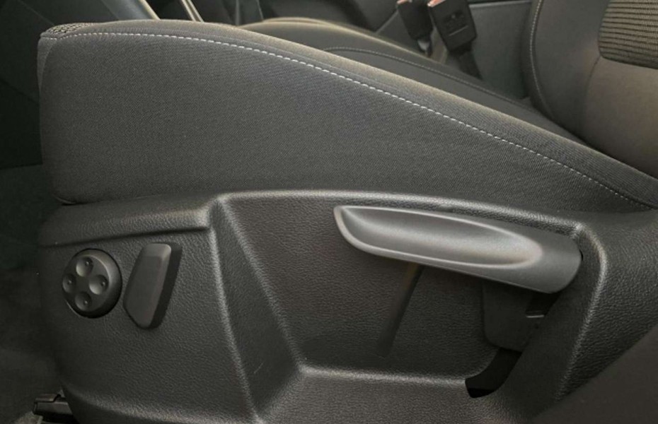 Volkswagen Sharan Comfortline NAVI AHK 7-SITZER BlindSpot