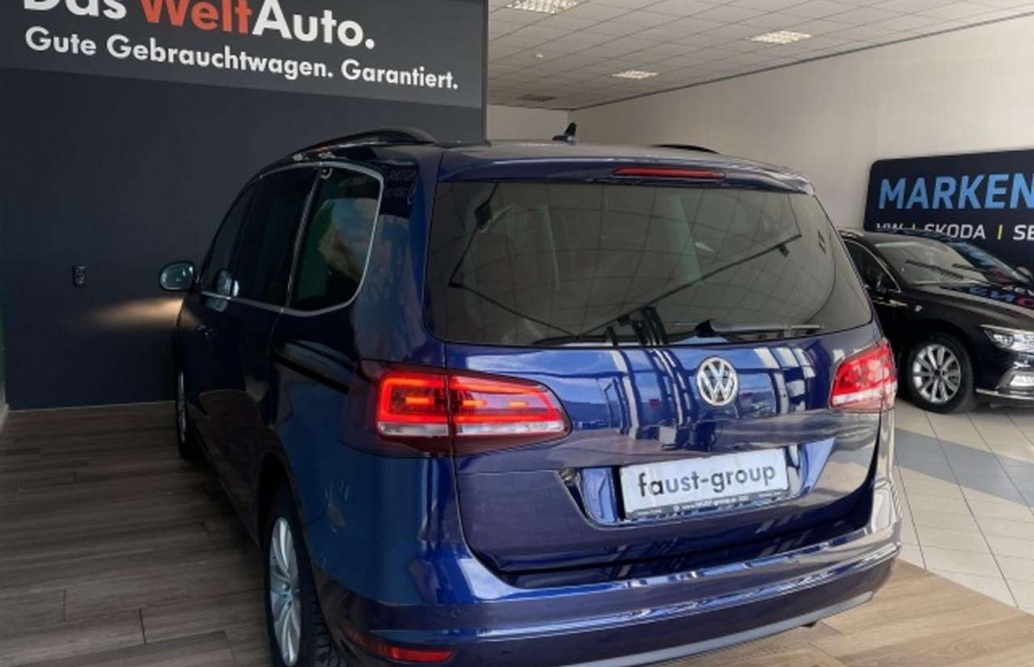 Volkswagen Sharan Comfortline NAVI AHK 7-SITZER BlindSpot
