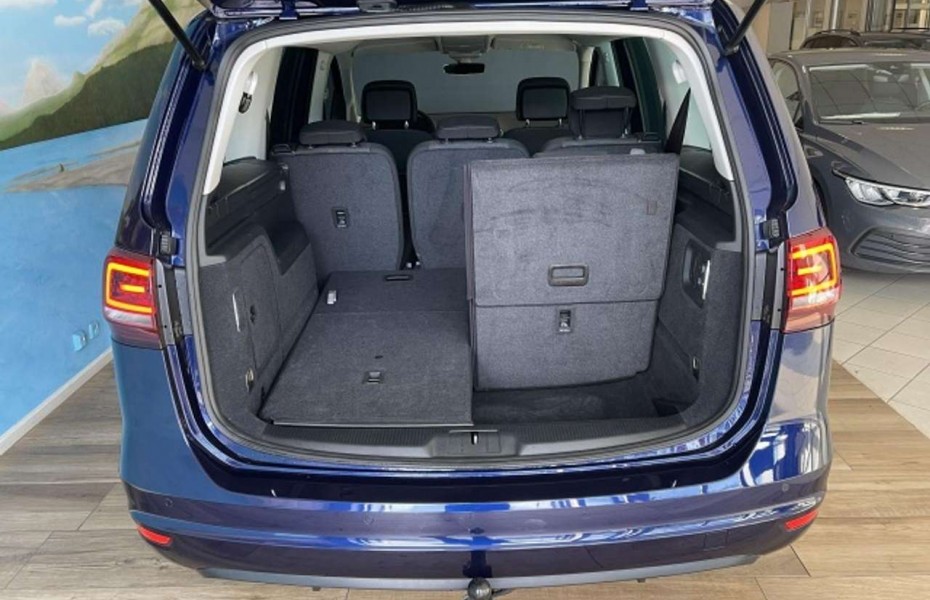 Volkswagen Sharan Comfortline NAVI AHK 7-SITZER BlindSpot