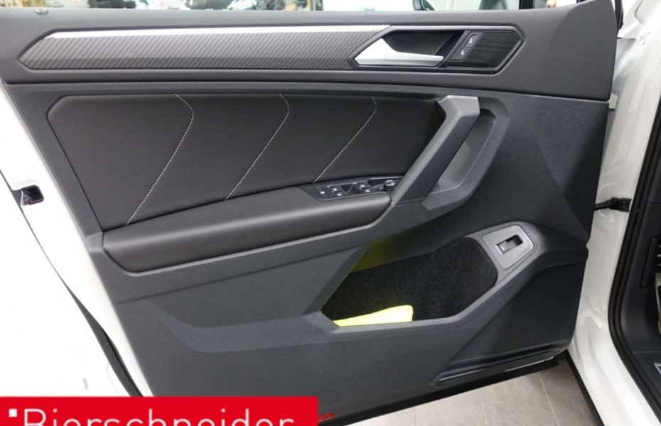 Volkswagen Tiguan 2.0 TSI DSG 4Mo. R-Line DIGITAL COCKPIT MATRIX 19