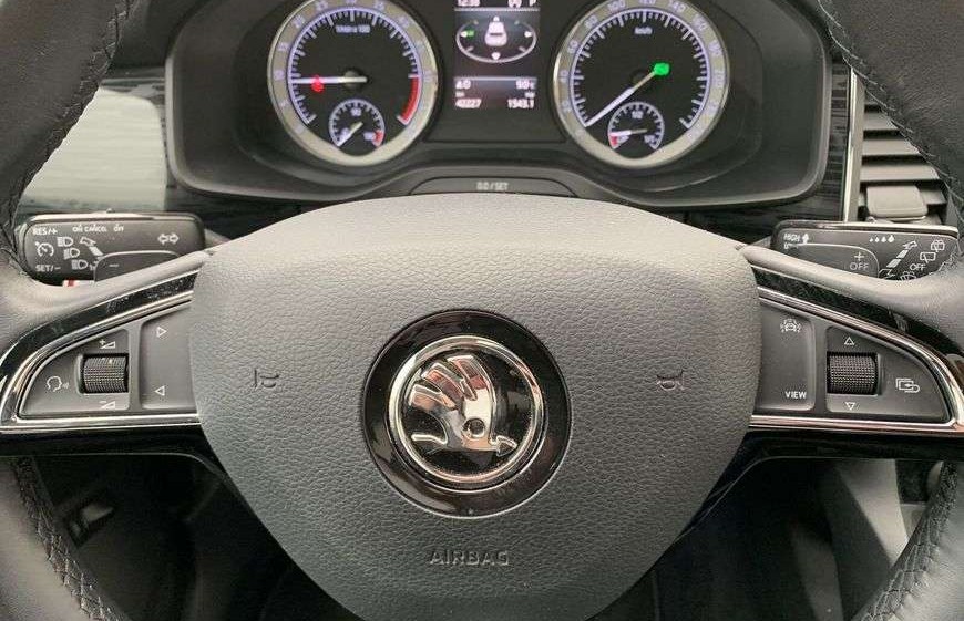Škoda Kodiaq 2.0 TDI 4x4 DSG Style 7 Sitze *NaviLEDPDC*