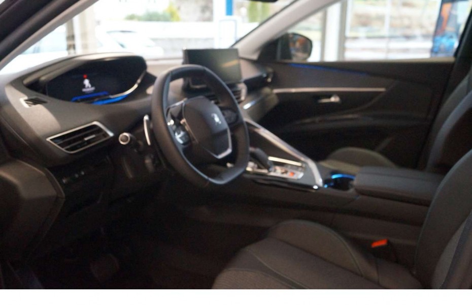 Peugeot 5008 NEU Allure Pack Pure Tech 130 EAT8