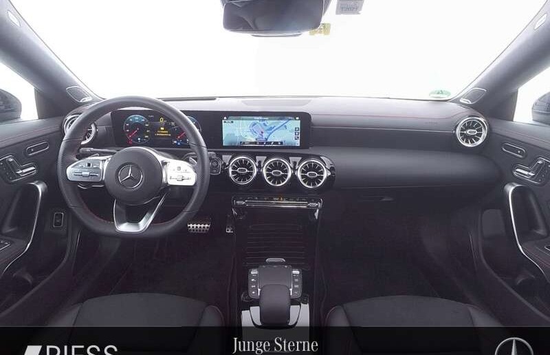 Mercedes-Benz CLA 220d 4M Cp AMG Pano LED Distronic 360°Kamer