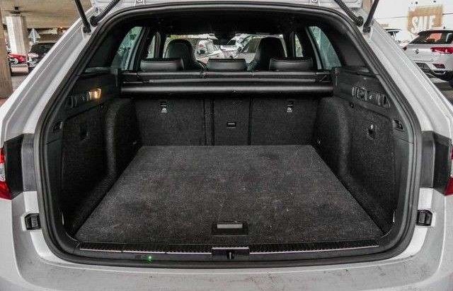 Škoda Superb Combi 2.0TDI DSG Sportline Navi Tažné