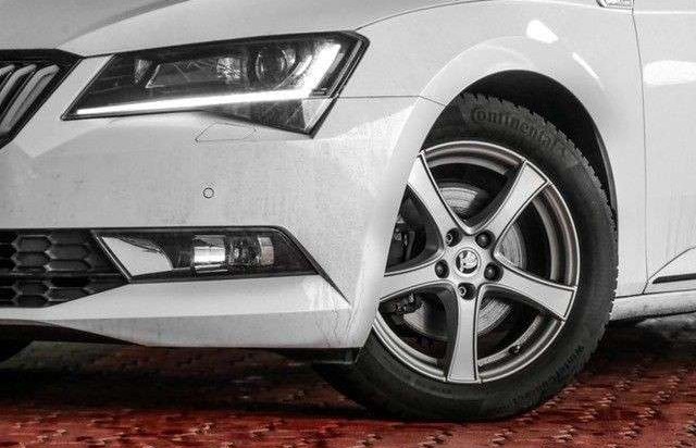 Škoda Superb Combi 2.0TDI DSG Sportline Navi Tažné