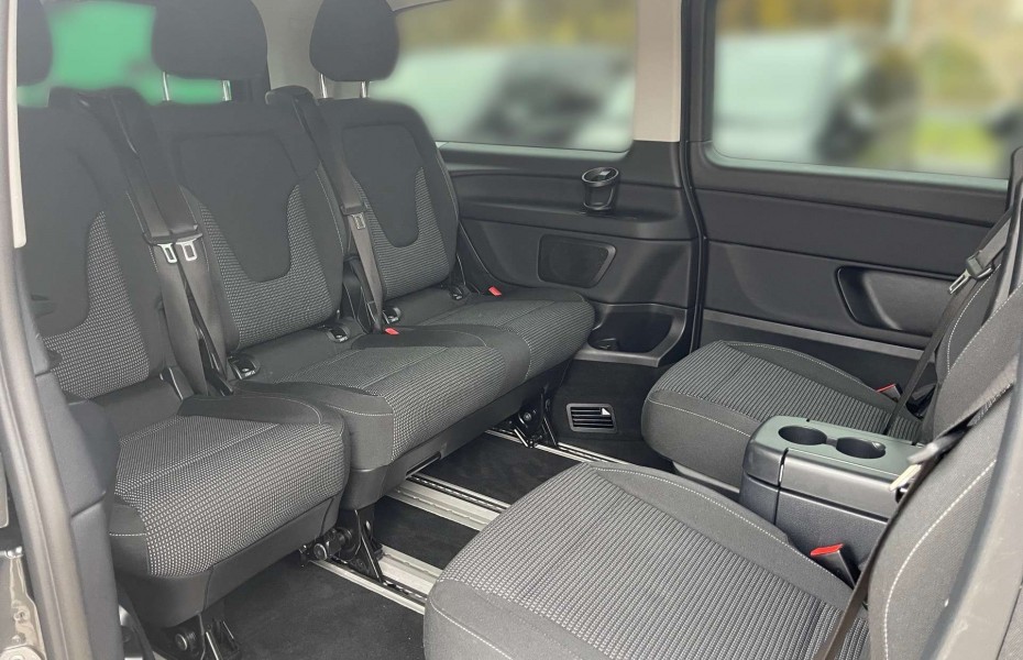 Mercedes-Benz Třídy V Allrad Tisch LED AHK-2,5t Rückfk 7Sitze