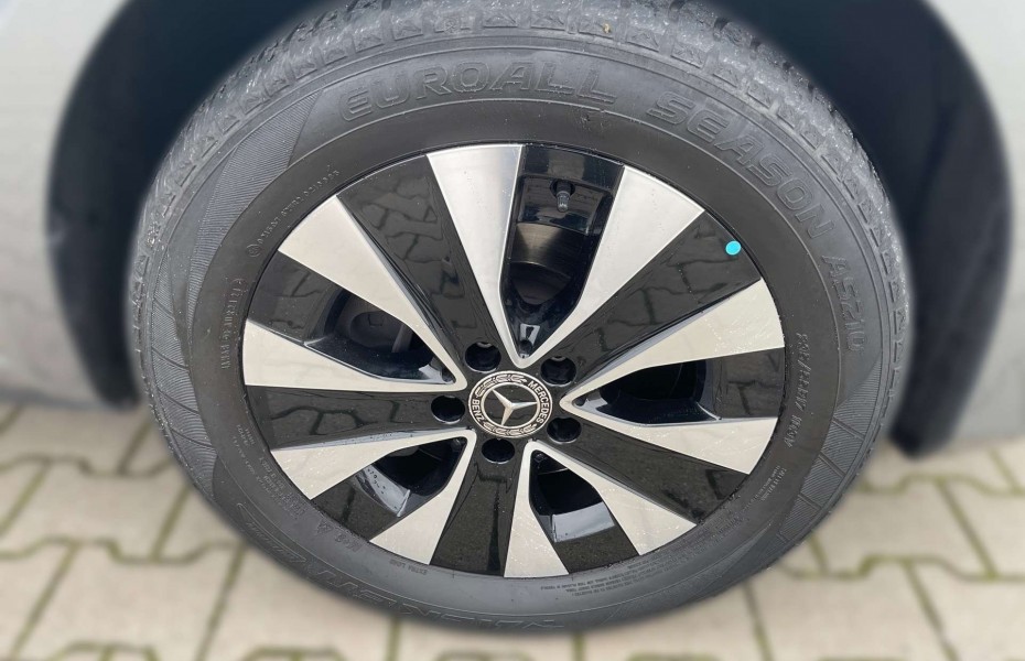 Mercedes-Benz Třídy V Allrad Tisch LED AHK-2,5t Rückfk 7Sitze