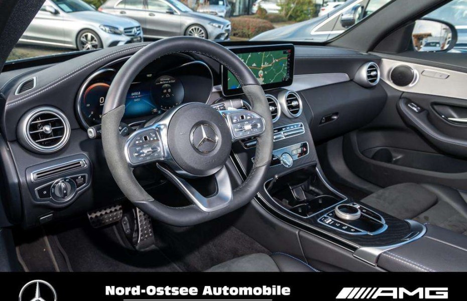 Mercedes-Benz Třídy C d T AMG Night Edition AHK Distronic