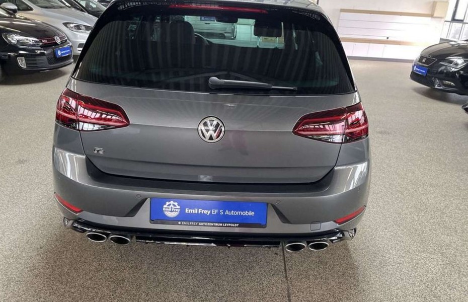 Volkswagen Golf Golf R 2.0 TSI 4Motion DSG Panorama Navi