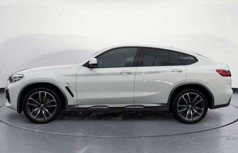 BMW X4 xDrive30i AT M Sport X Panorama Abstandstempo