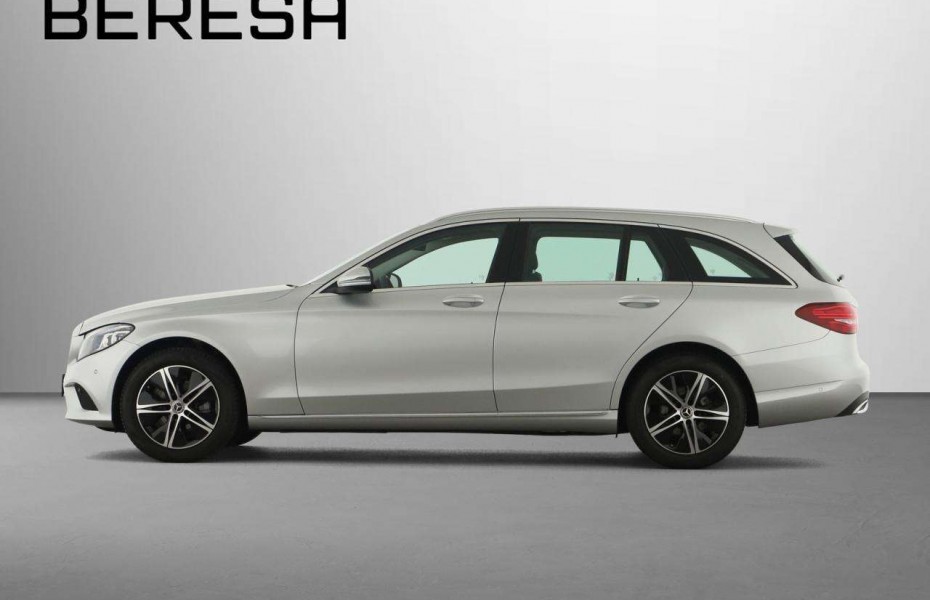 Mercedes-Benz Třídy C d 4M T Avantgarde Kamera Comand LED SHZ