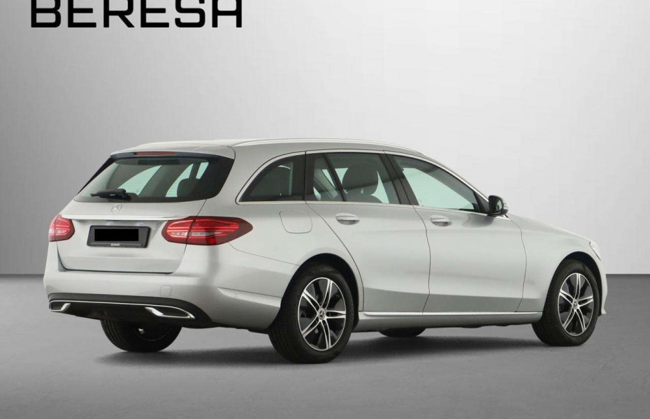 Mercedes-Benz Třídy C d 4M T Avantgarde Kamera Comand LED SHZ