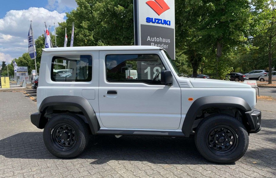 Suzuki Jimny JIMNY 1.5 COMFORT SITZHZG KLIMA TEMPO DEUTSCH !!