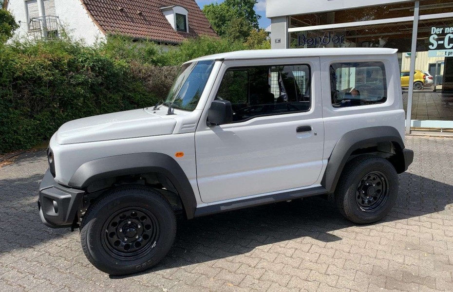 Suzuki Jimny JIMNY 1.5 COMFORT SITZHZG KLIMA TEMPO DEUTSCH !!