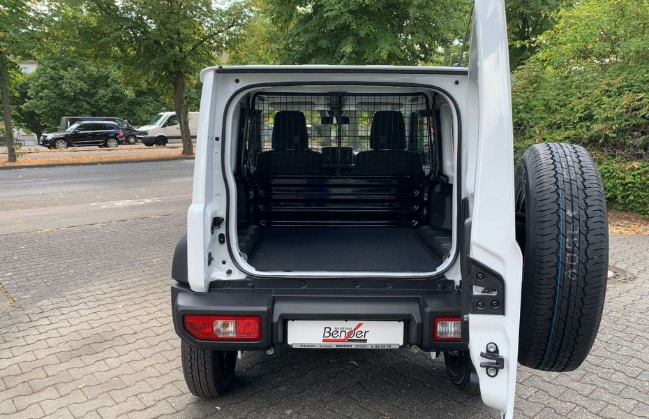 Suzuki Jimny JIMNY 1.5 COMFORT SITZHZG KLIMA TEMPO DEUTSCH !!