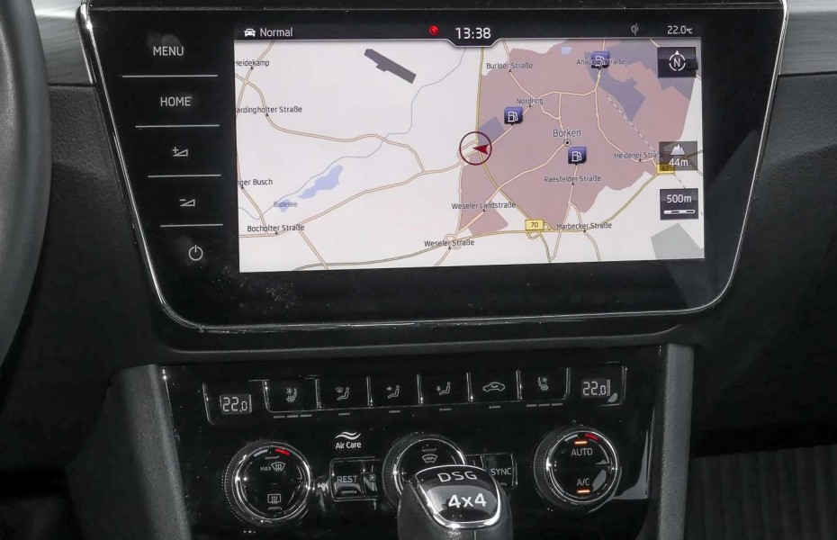 Škoda Superb Combi 2.0 TDI Pr Edition 4X4 *ACC *AHK *XENON * N