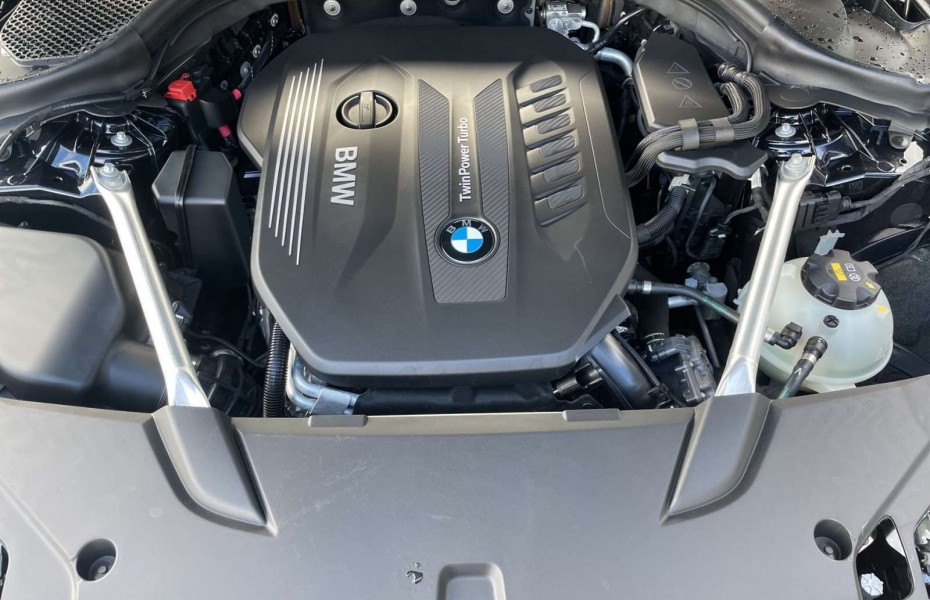 BMW Řada 6 d xDrive Gran Turismo M Sportpaket Head-Up