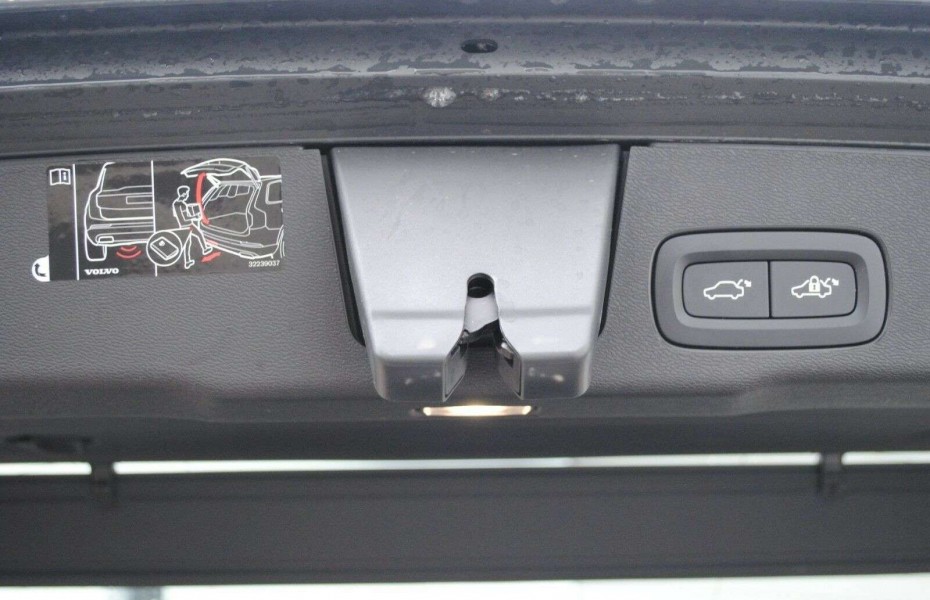 Volvo XC60 B4 Inscription AWD Head Up, SD LED Nav.