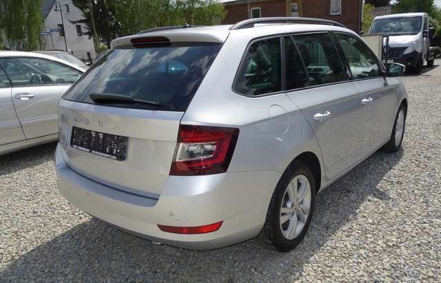 Škoda Fabia Style Combi LED / Navi / Garantie