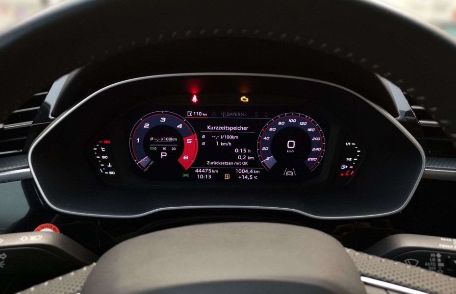 Audi Q3 35 TDI S tronic S line ACC FLA STH Alcantara