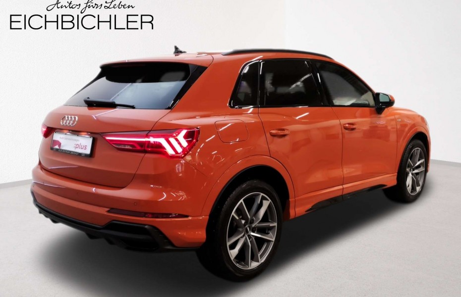 Audi Q3 35 TDI S tronic S line ACC FLA STH Alcantara