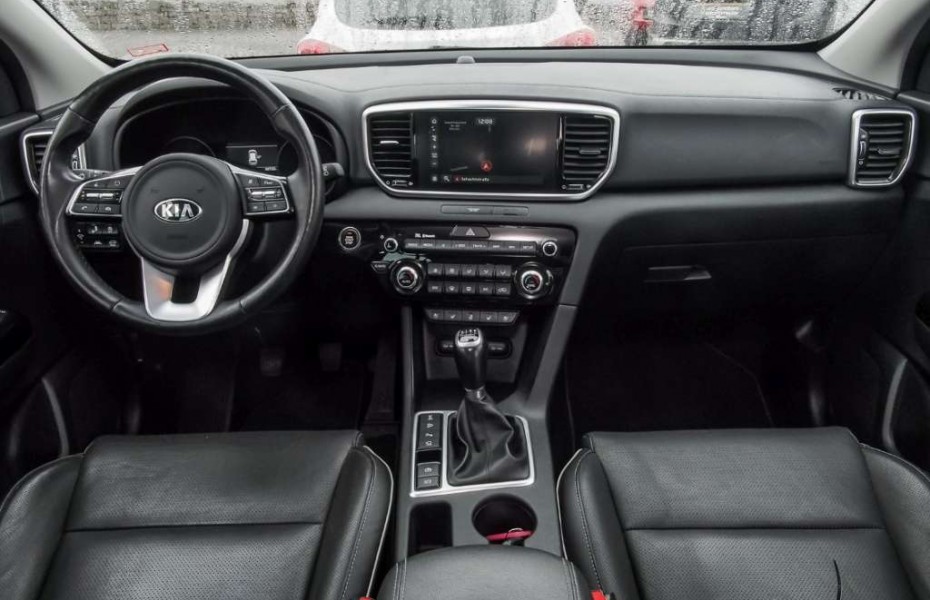 Kia Sportage Spirit 4WD 2.0 CRDi Mild Hybrid Navi AHK Voll-LED