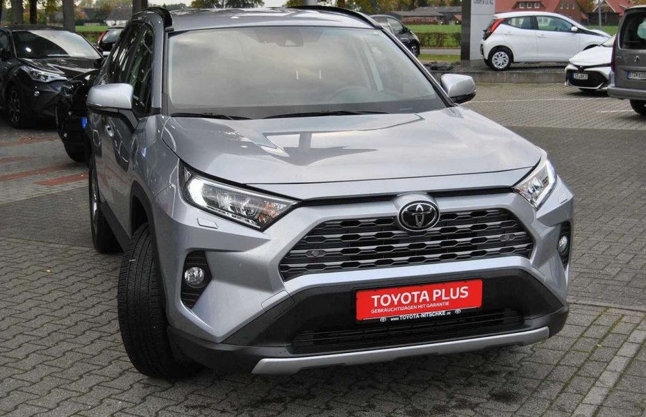 Toyota RAV4 2.0 4x4 Start&Stop Club, Navi