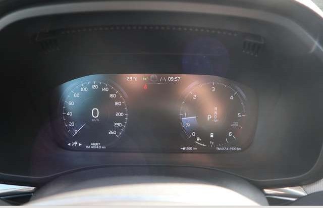 Volvo XC60 B4 AWD Inscription Geartr. LUFTFEDERUNG
